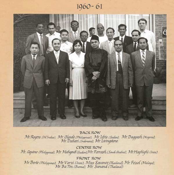 Students from the class of 1960-1961