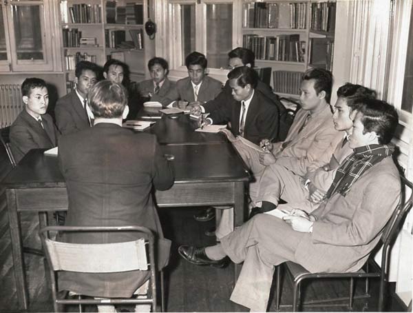 Students from Laos in the 1958-1959 class in a seminar.