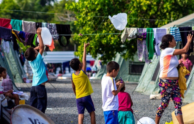 Third Prize: 'Ao sol, ao vento (Al sol, al viento)' by Bruna Curcio (Brazil)